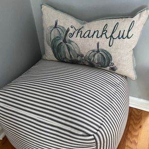 Thankful Pillow